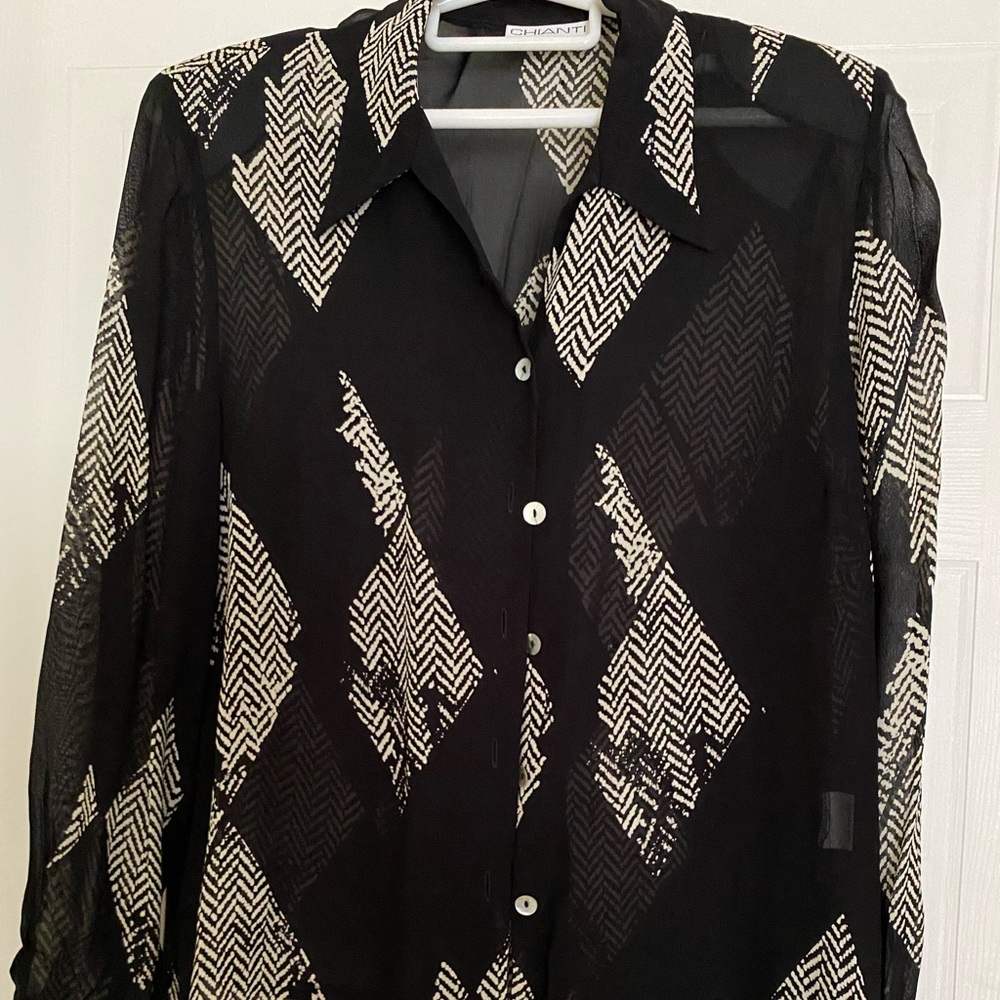 Black and white viscose long sleeve blouse